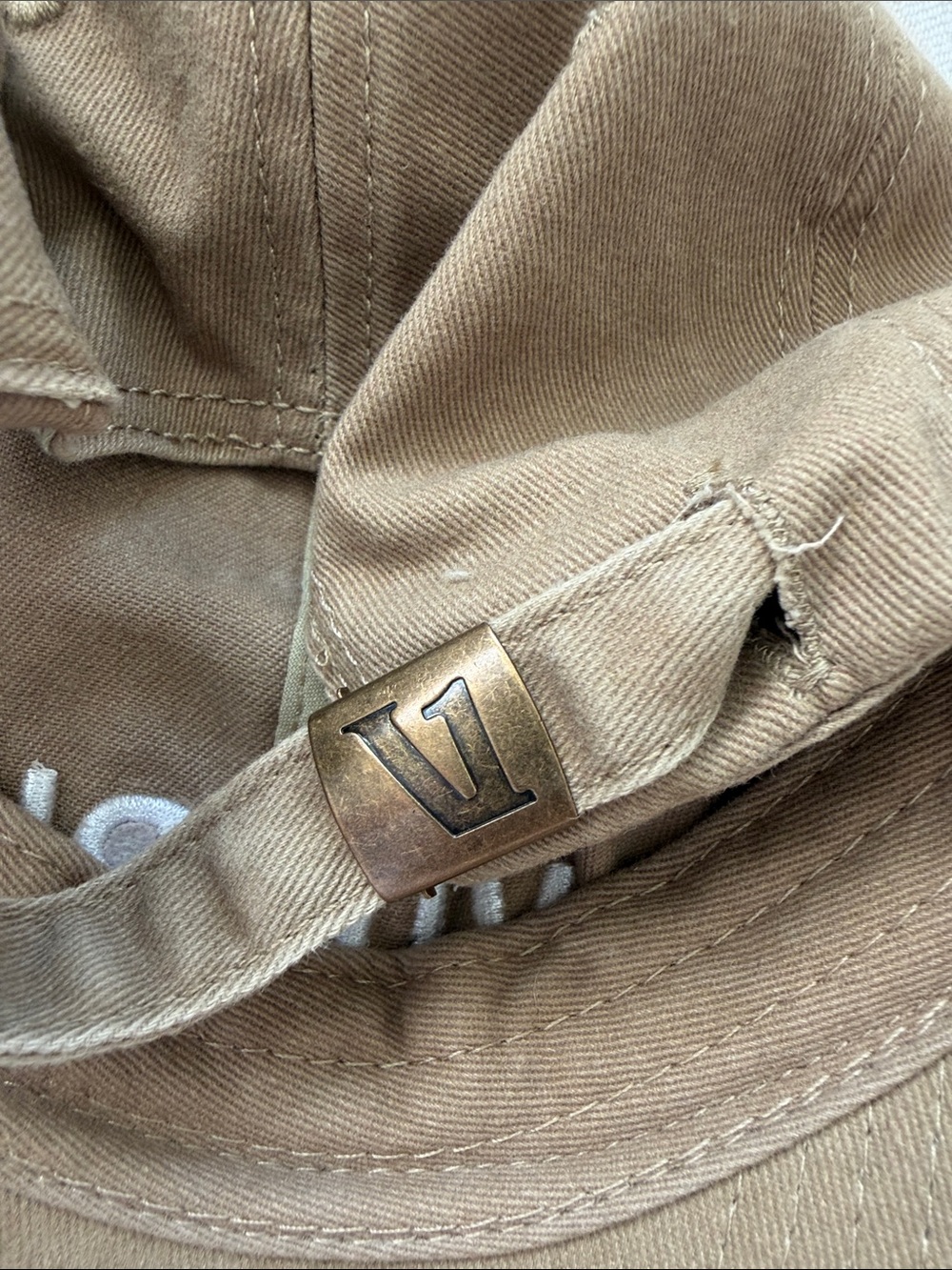 Vuori NWT Camel Logo Unisex Ball Cap with White Embroidery - Picture 5 of 7